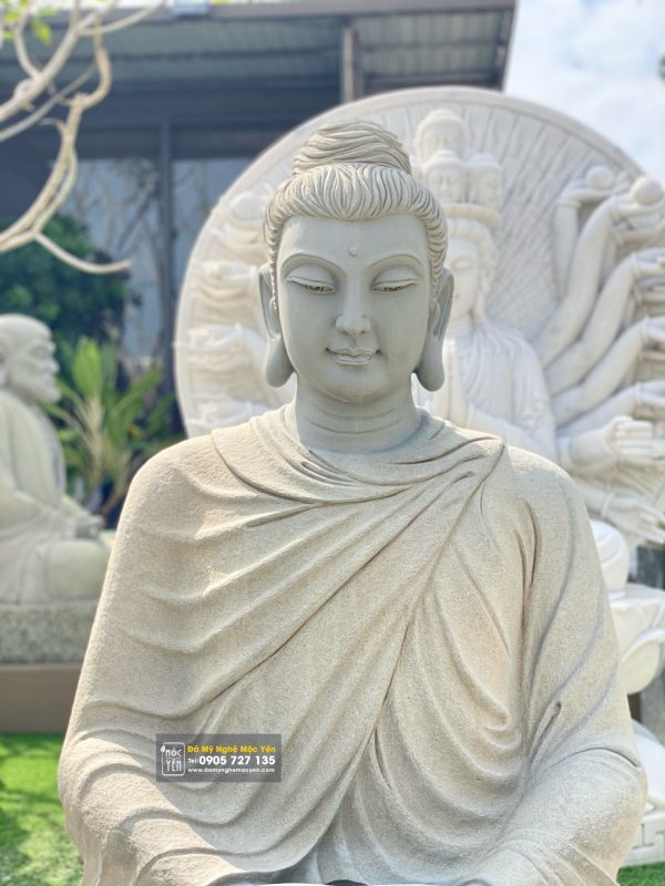 Tượng Phật Bổn Sư Thích Ca bằng đá xanh