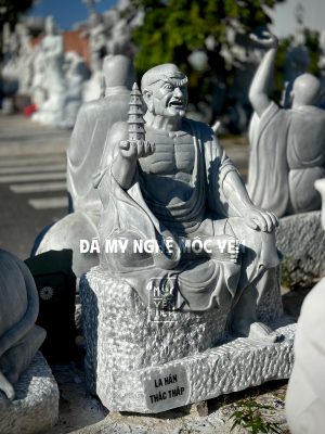 LA HÁN THÁP THÁC